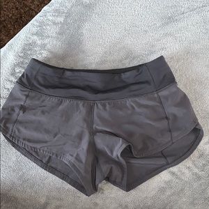 Lululemon Speed Up Short *2.5”